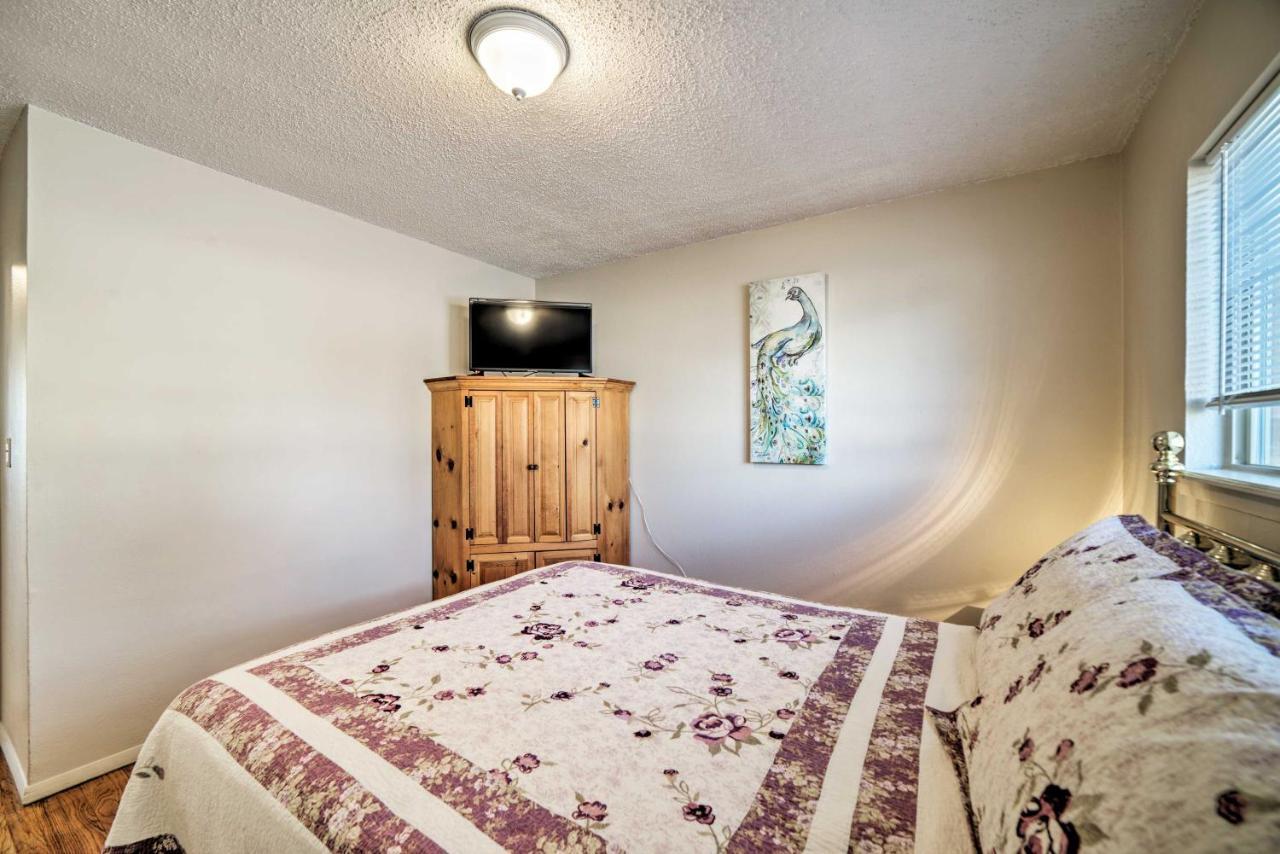 Family-Friendly Cortez Cedar House With Yard! エクステリア 写真