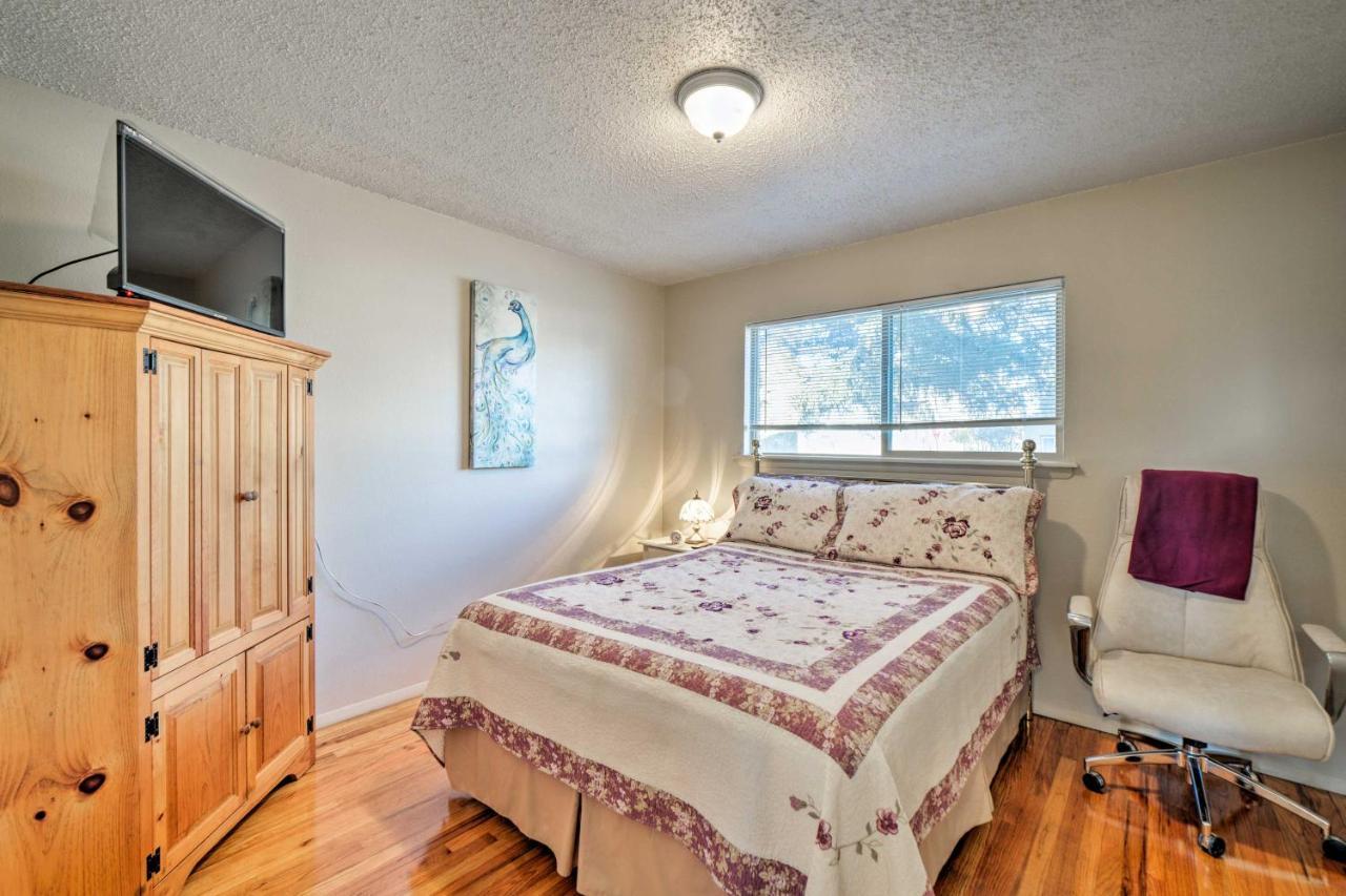 Family-Friendly Cortez Cedar House With Yard! エクステリア 写真