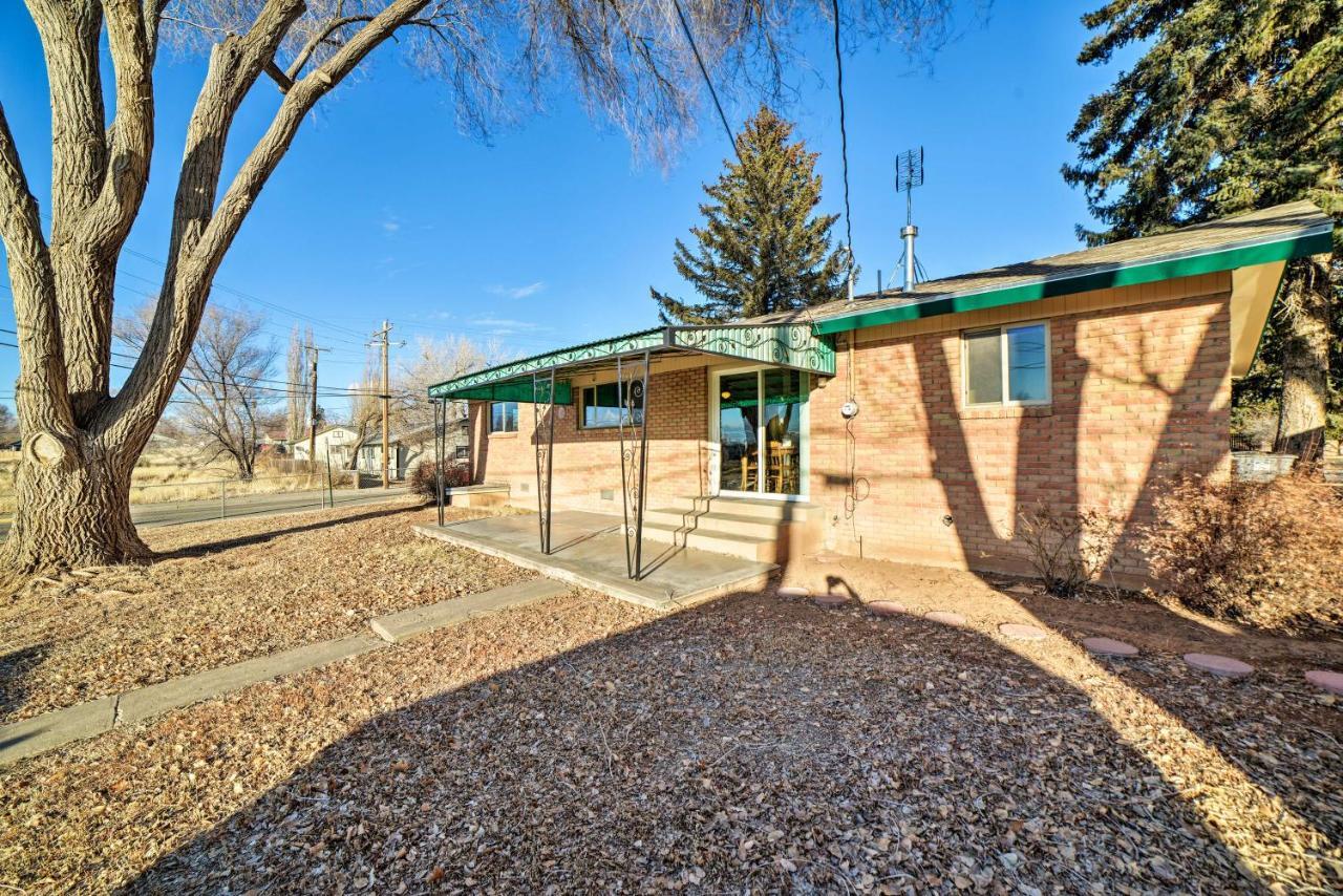 Family-Friendly Cortez Cedar House With Yard! エクステリア 写真